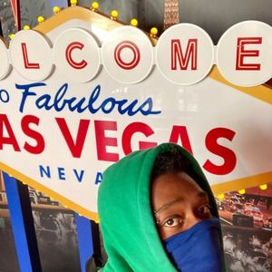 Meet your Posher, Jay